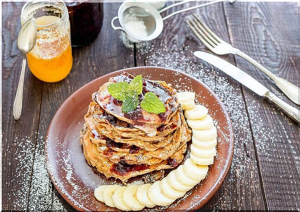 Pancakes with banana