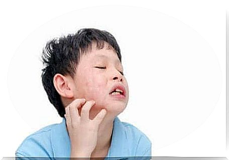 A child with jaw pain