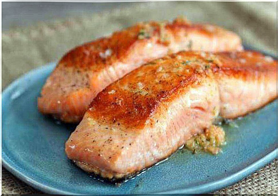 Build muscle mass with fatty fish