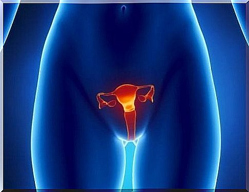 How is ovarian cancer detected?