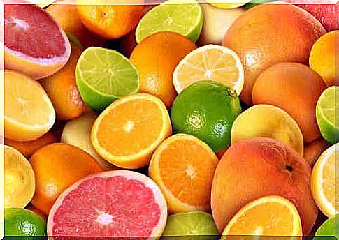 Many different types of citrus fruits